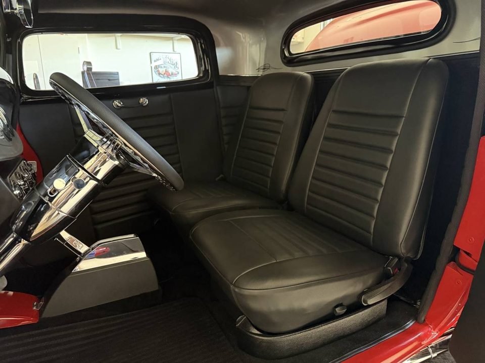 1932 Ford 3-Window Coupe
