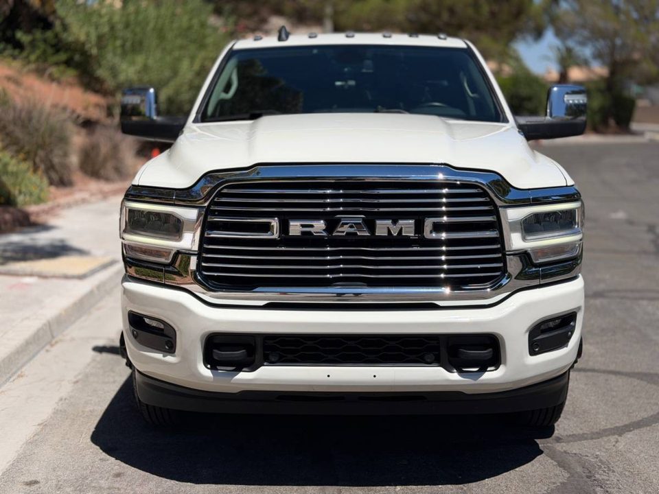 2024 Ram 3500 Laramie