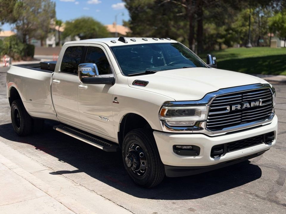 2024 Ram 3500 Laramie