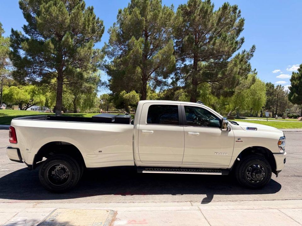 2024 Ram 3500 Laramie