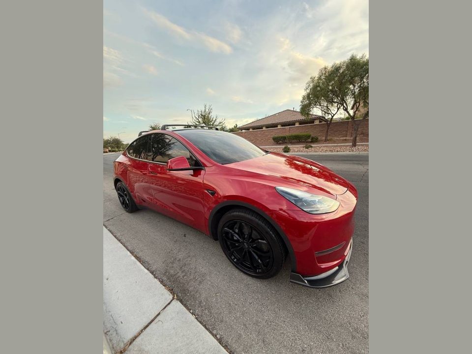 2023 Tesla MODEL Y LONG RANGE