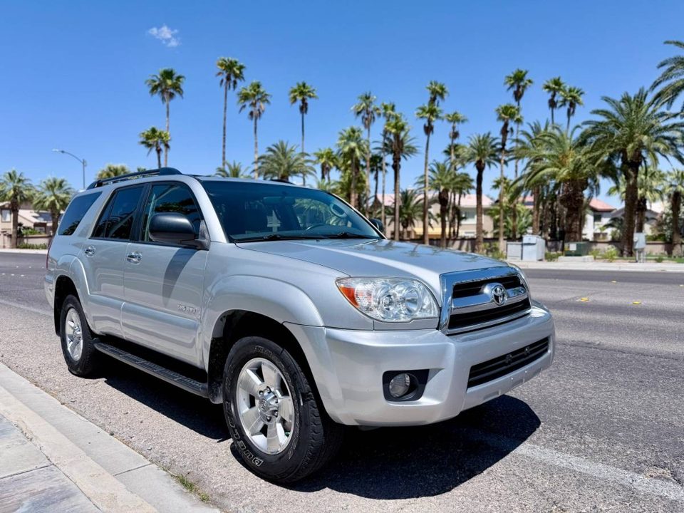 2008 Toyota 4RUNNER 4WD V6 SR5