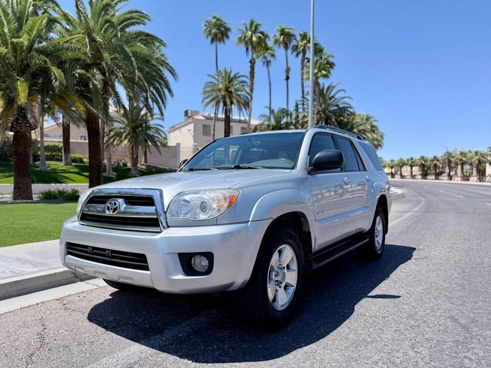 2008 Toyota 4RUNNER 4WD V6 SR5