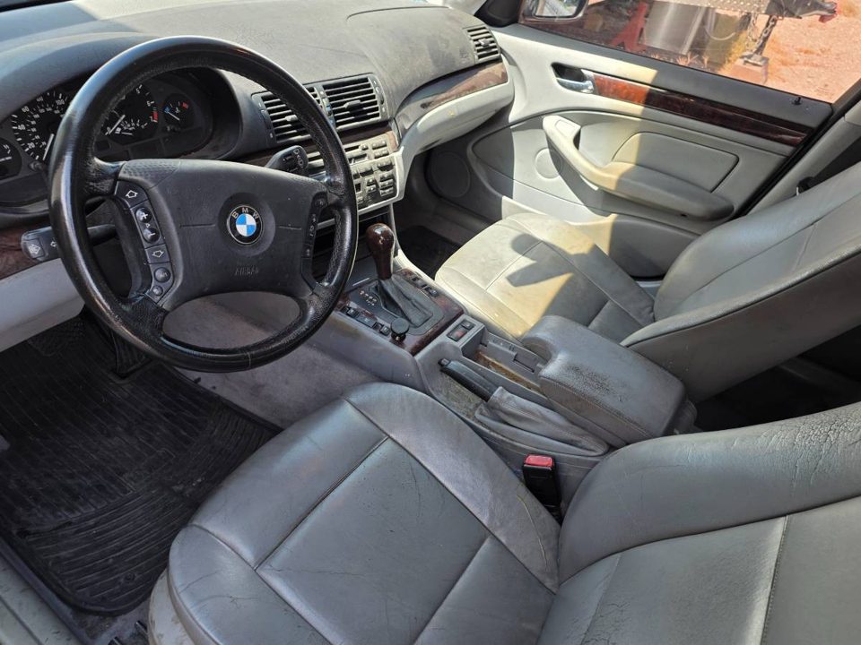 2003 BMW 325i runs and drives smooth and powerful 173k orig