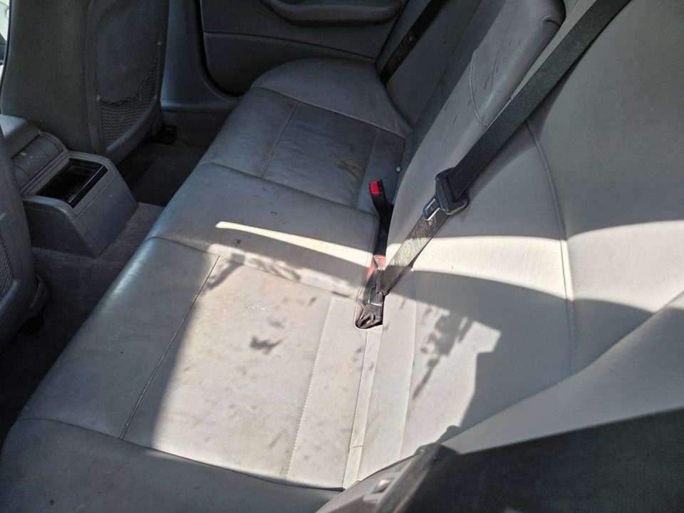 2003 BMW 325i runs and drives smooth and powerful 173k orig