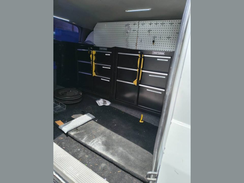 1998 Ford Windstar repair van