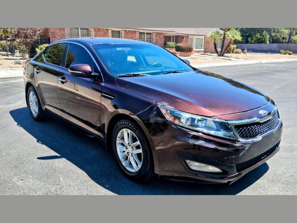 2013 Kia Optima LX 1 garaged ice cold AC RUNS EXC! Super clean!