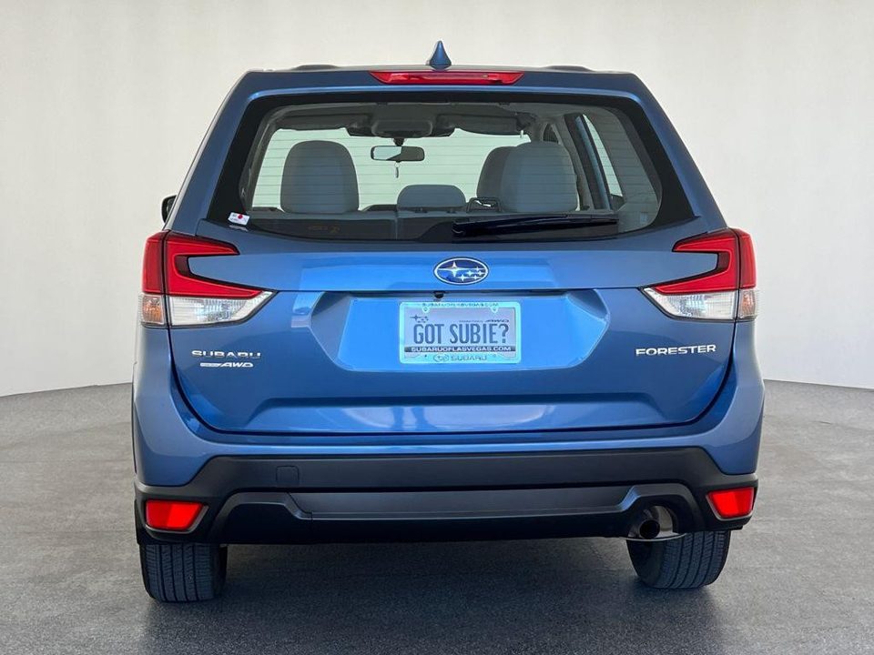 2023 Subaru Forester Base
