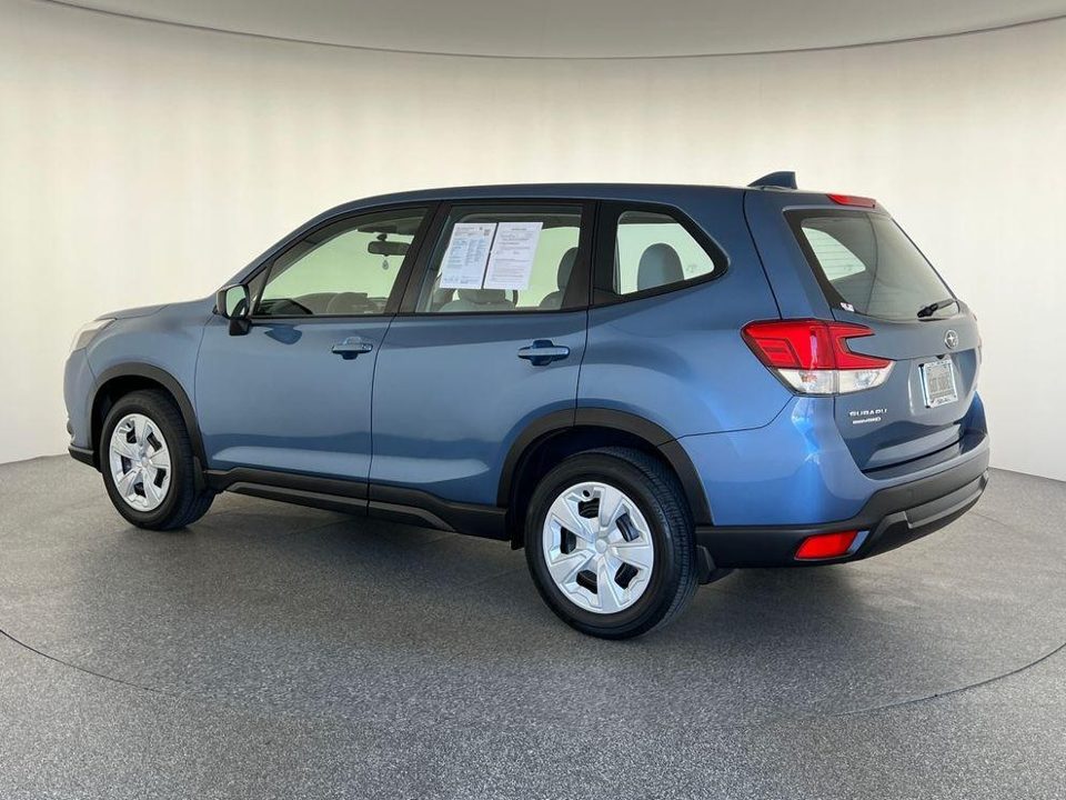 2023 Subaru Forester Base