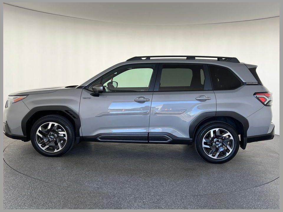2025 Subaru Forester Limited Hybrid