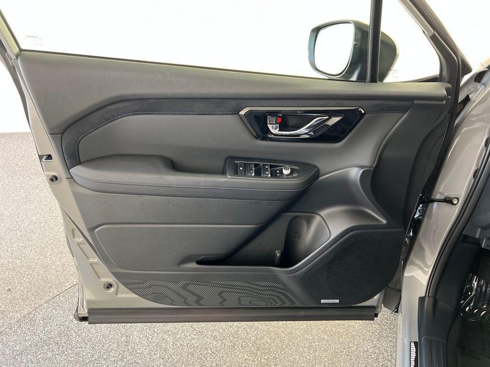 2025 Subaru Forester Limited Hybrid
