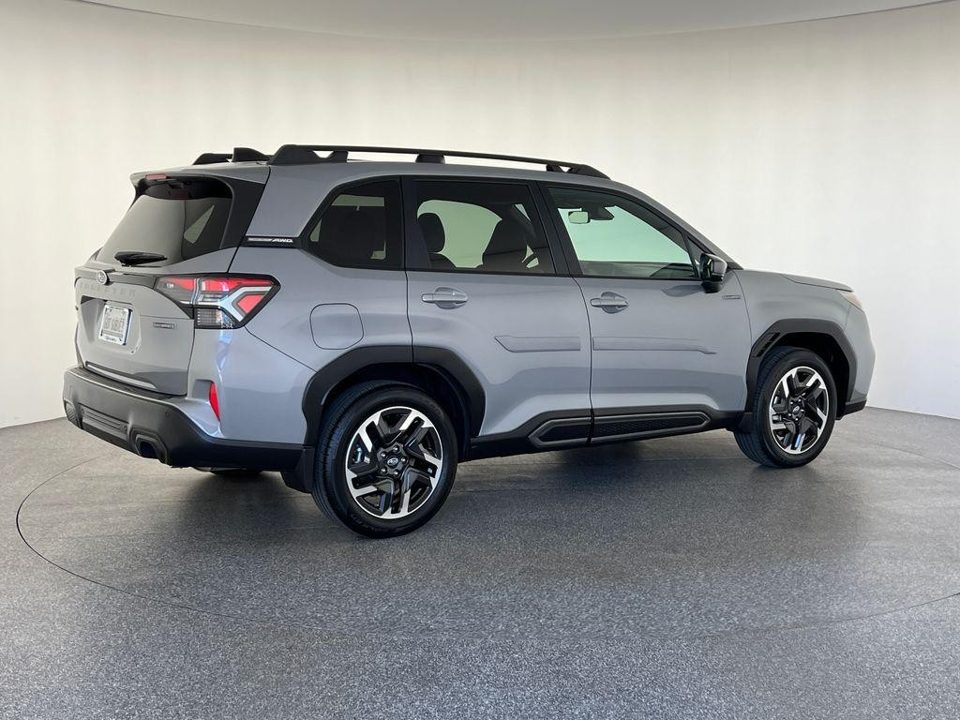 2025 Subaru Forester Limited Hybrid