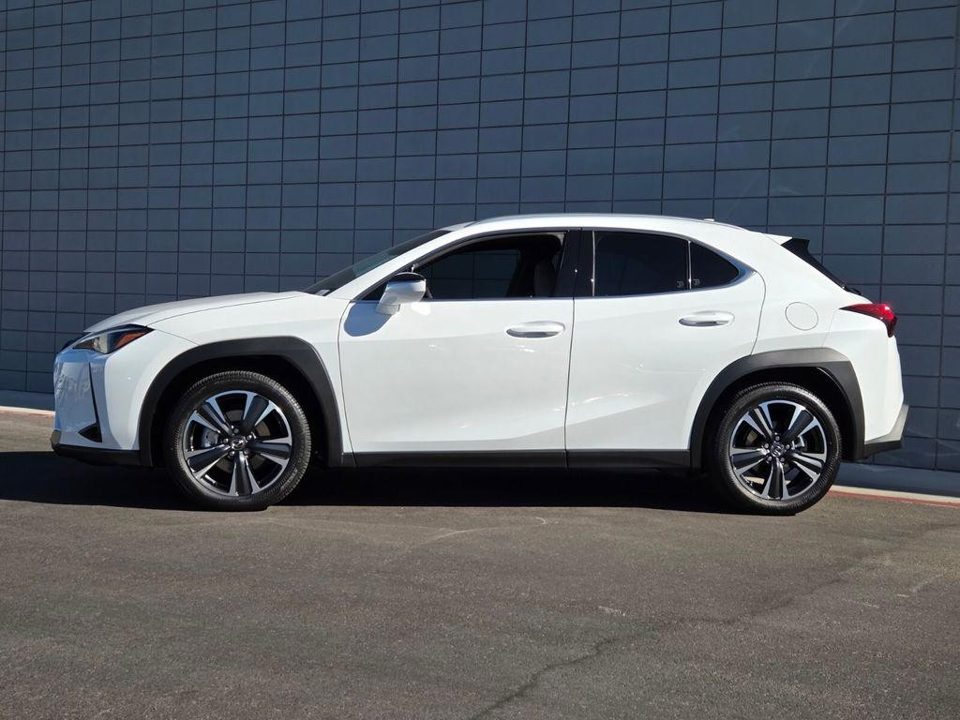 2026 Lexus UX 300h 300h