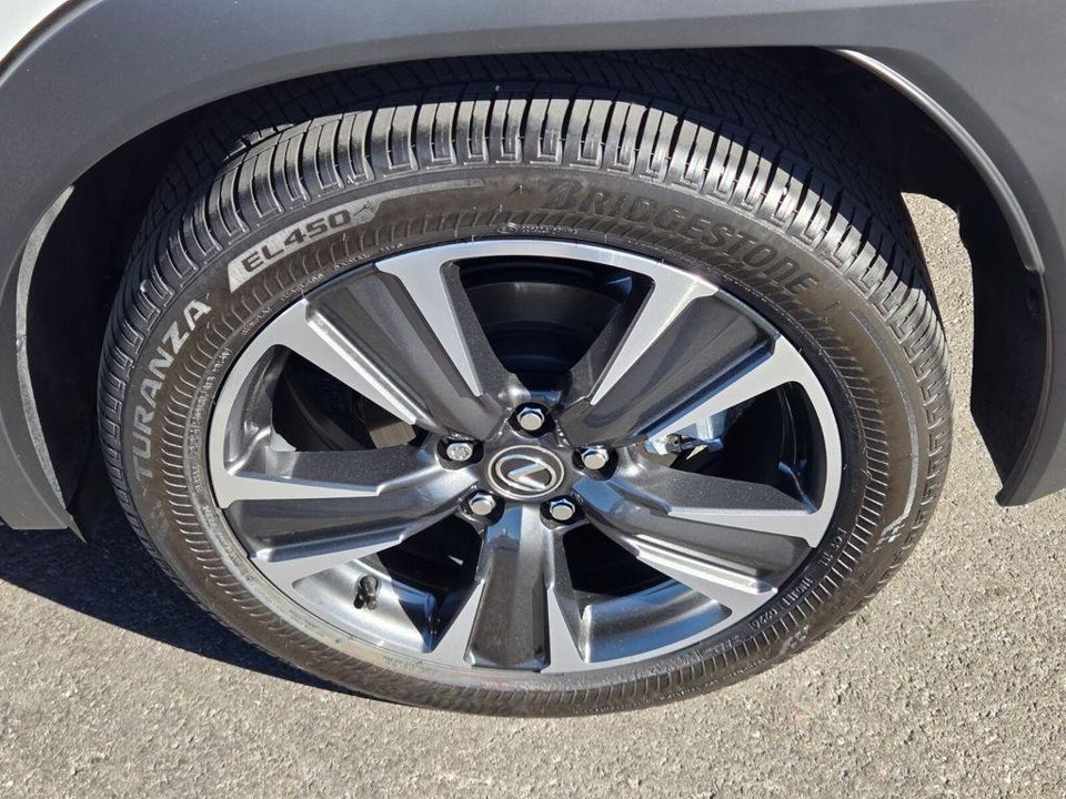 2026 Lexus UX 300h 300h