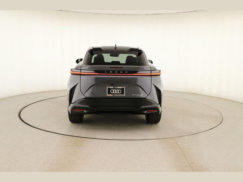 2023 Lexus RZ 450e Luxury