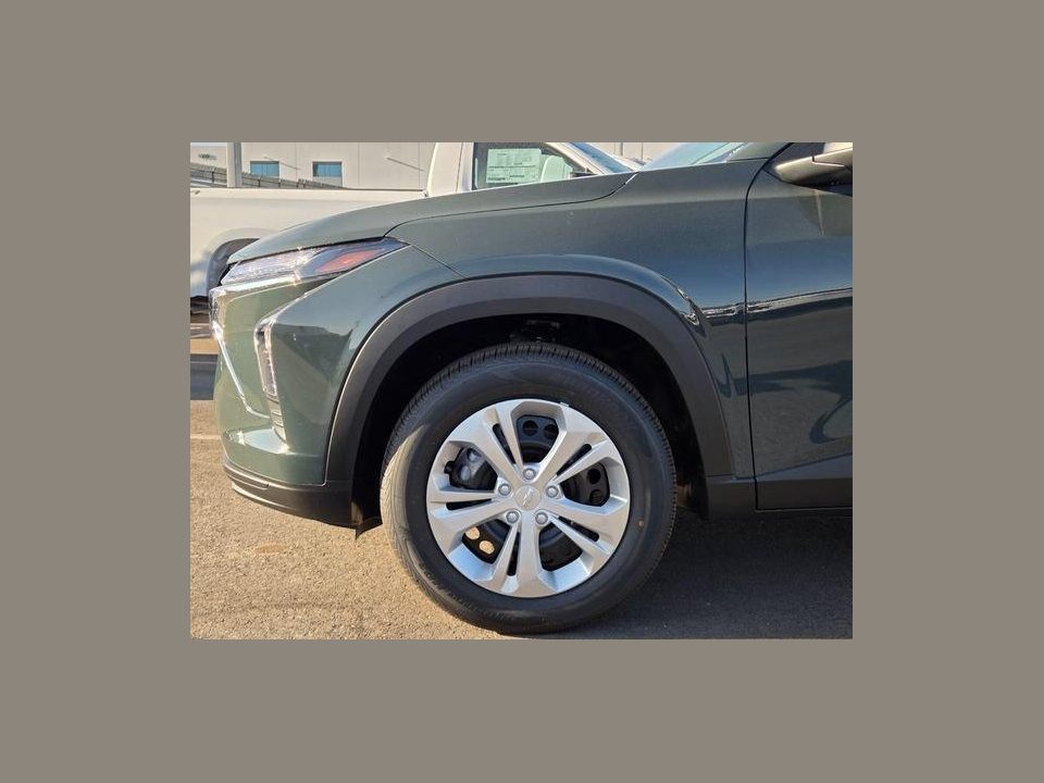 2026 Chevrolet Trax FWD LS