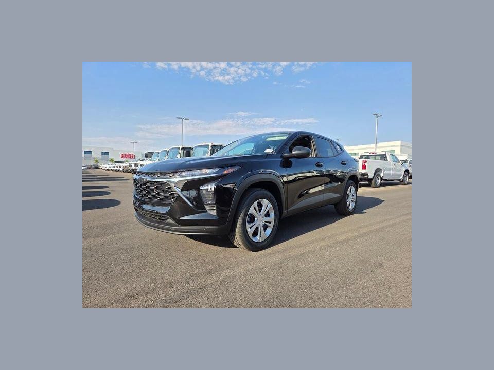 2026 Chevrolet Trax FWD LS