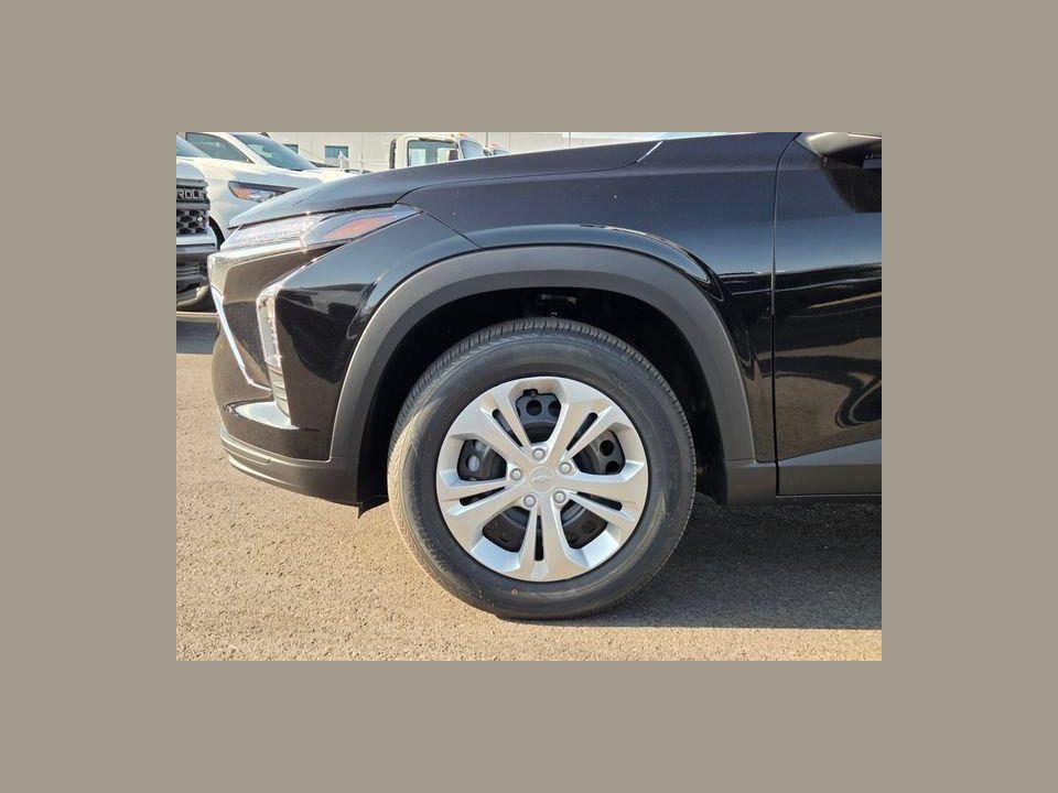 2026 Chevrolet Trax FWD LS