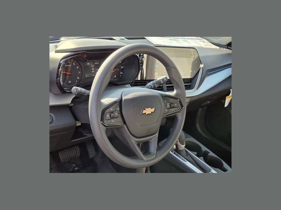 2026 Chevrolet Trax FWD LS