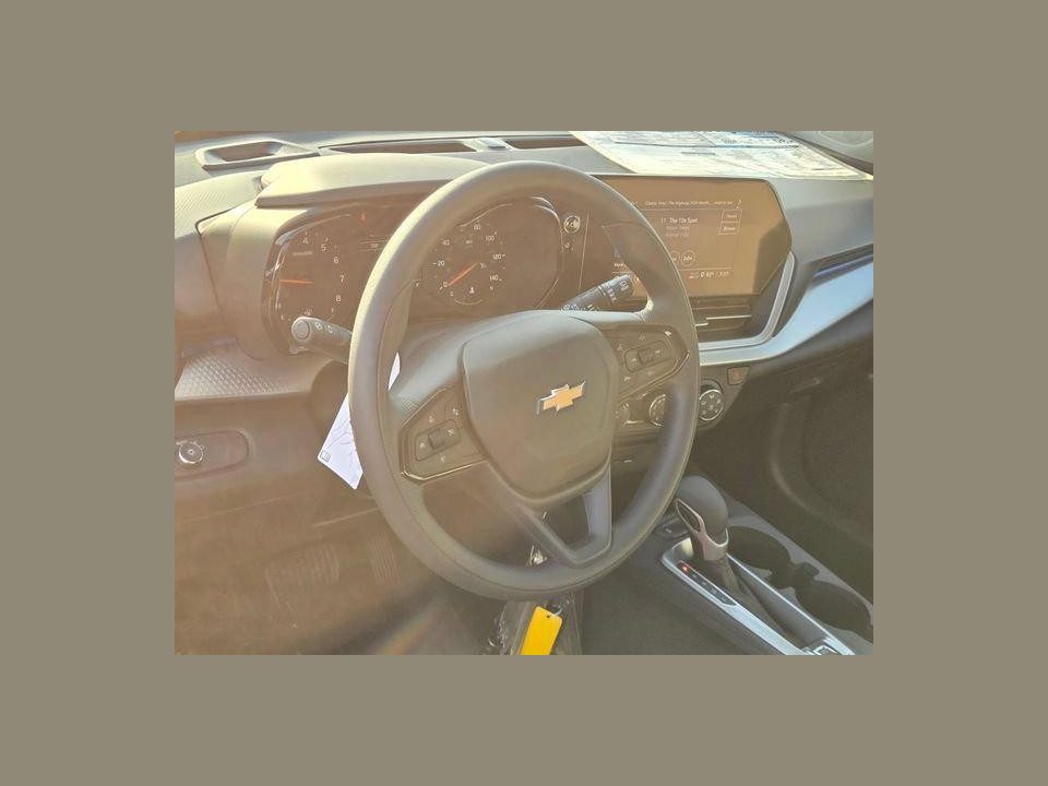 2026 Chevrolet Trax FWD LS