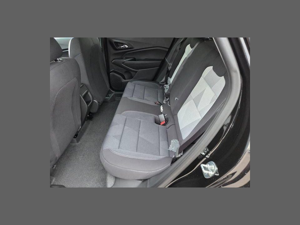 2026 Chevrolet Trax FWD LS
