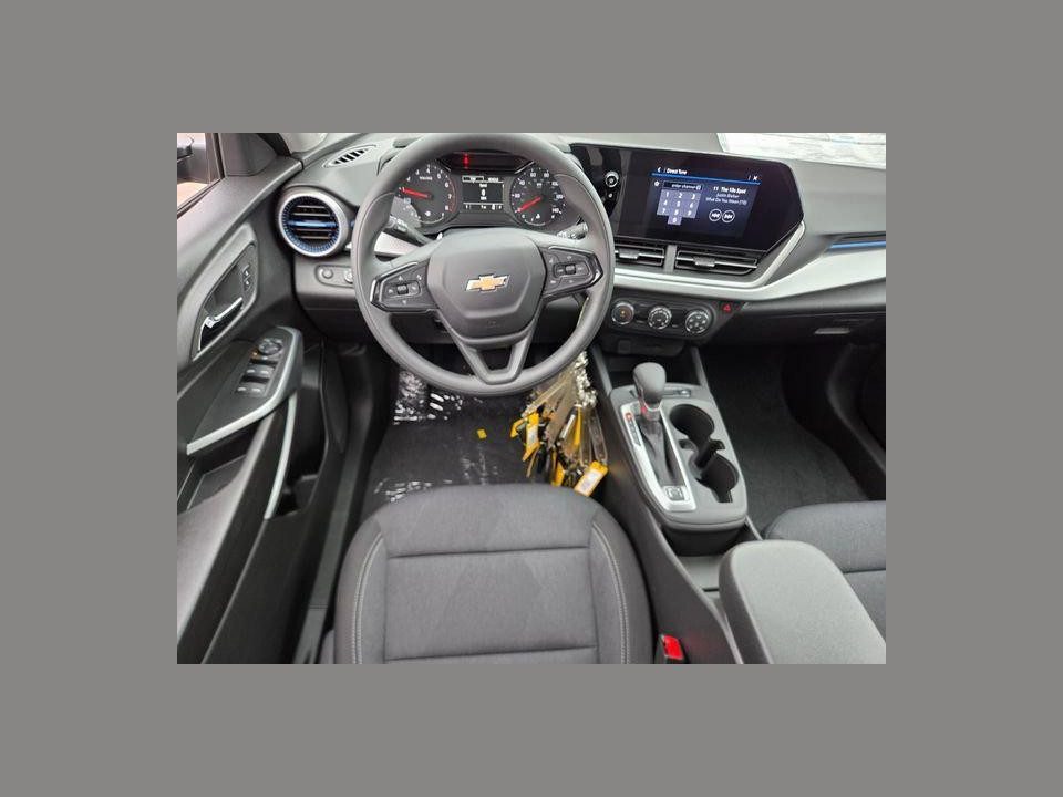 2026 Chevrolet Trax FWD LS