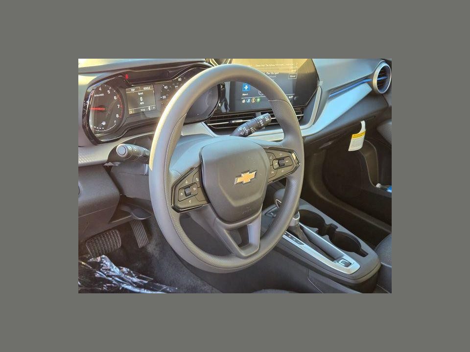 2026 Chevrolet Trax FWD LS
