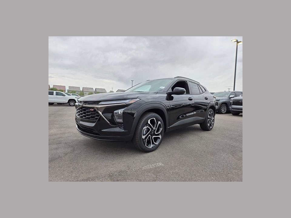 2026 Chevrolet Trax FWD LS