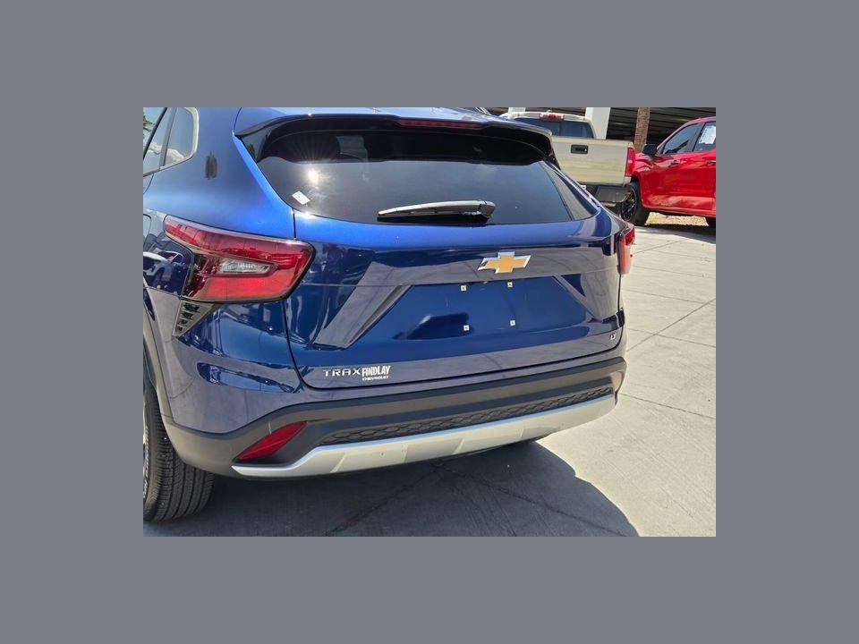 2024 Chevrolet Trax FWD LT