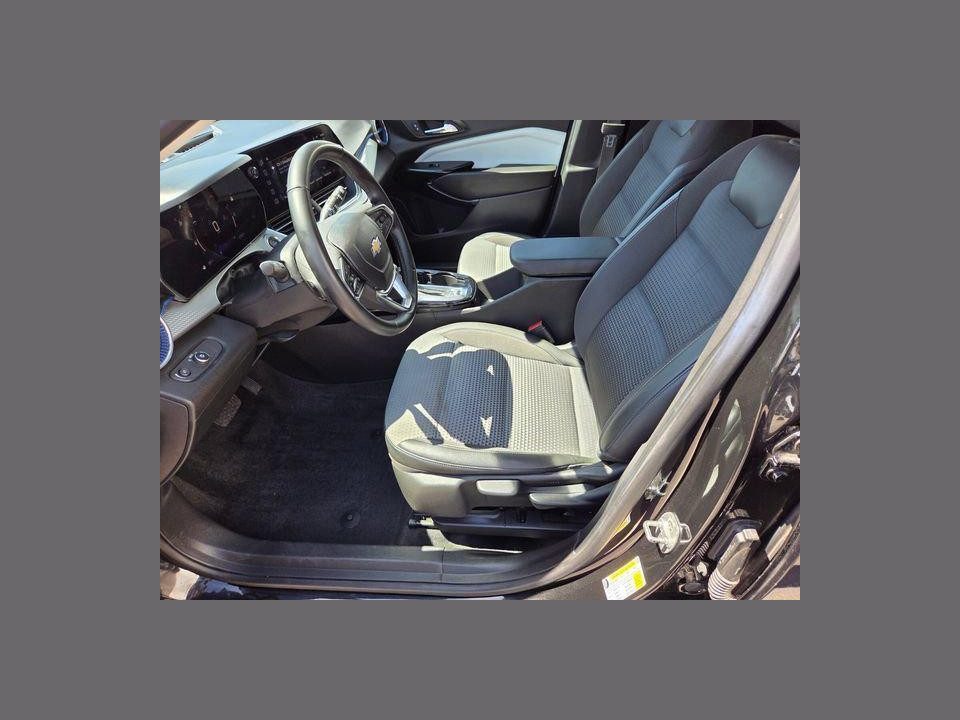2024 Chevrolet Trax FWD LT