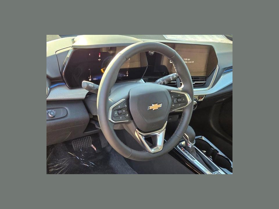 2026 Chevrolet Trax FWD LT