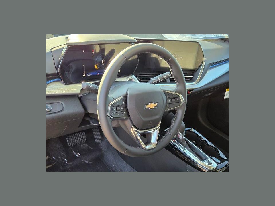 2026 Chevrolet Trax FWD LT
