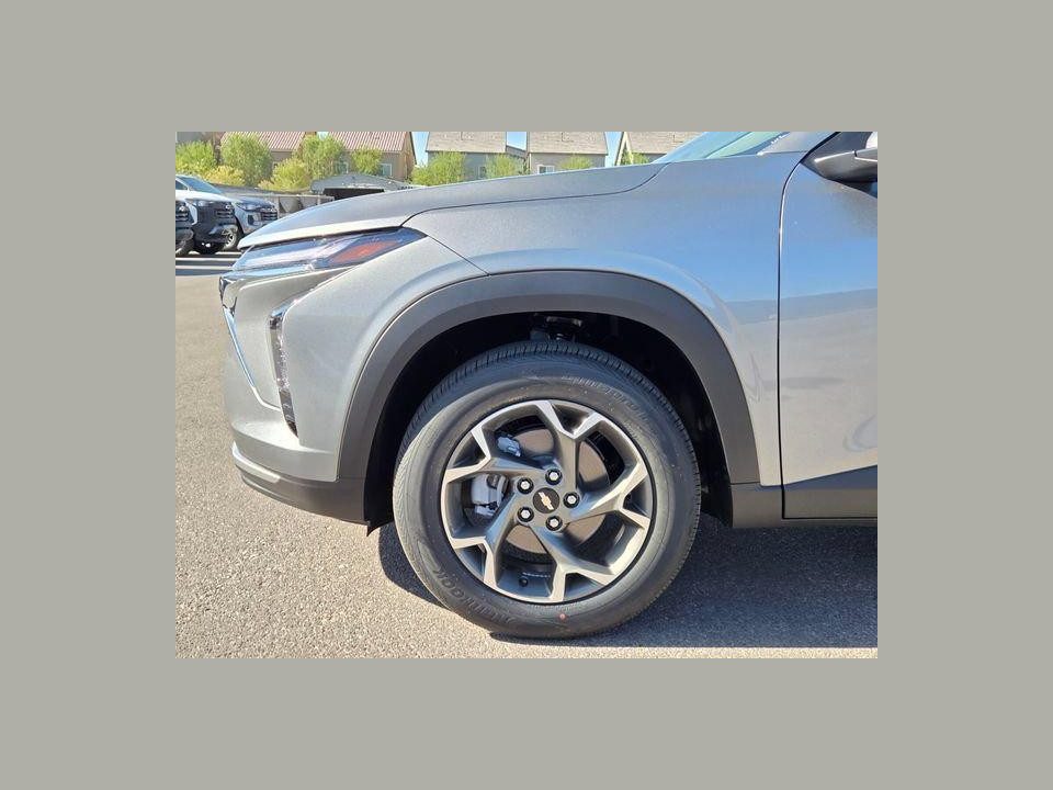 2026 Chevrolet Trax FWD LT