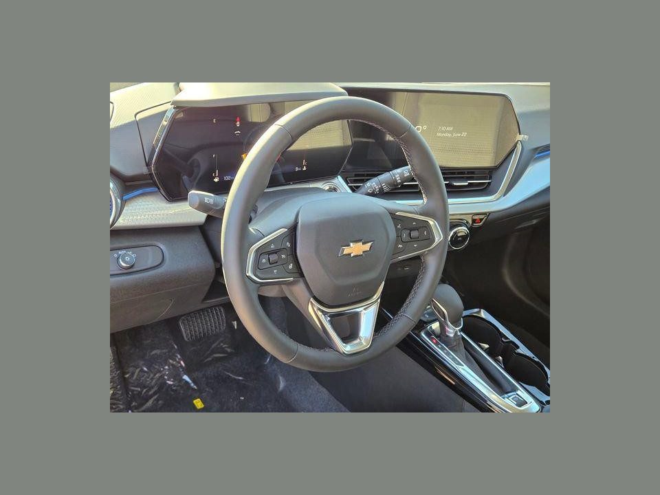 2026 Chevrolet Trax FWD LT