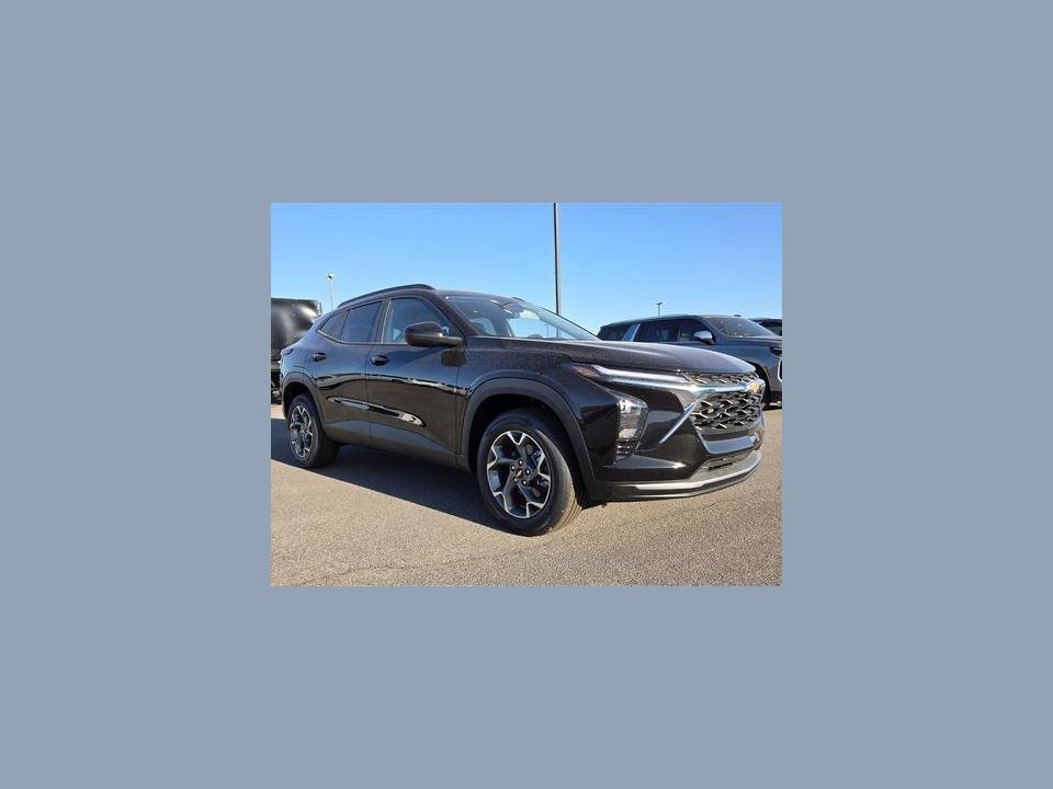 2026 Chevrolet Trax FWD LT