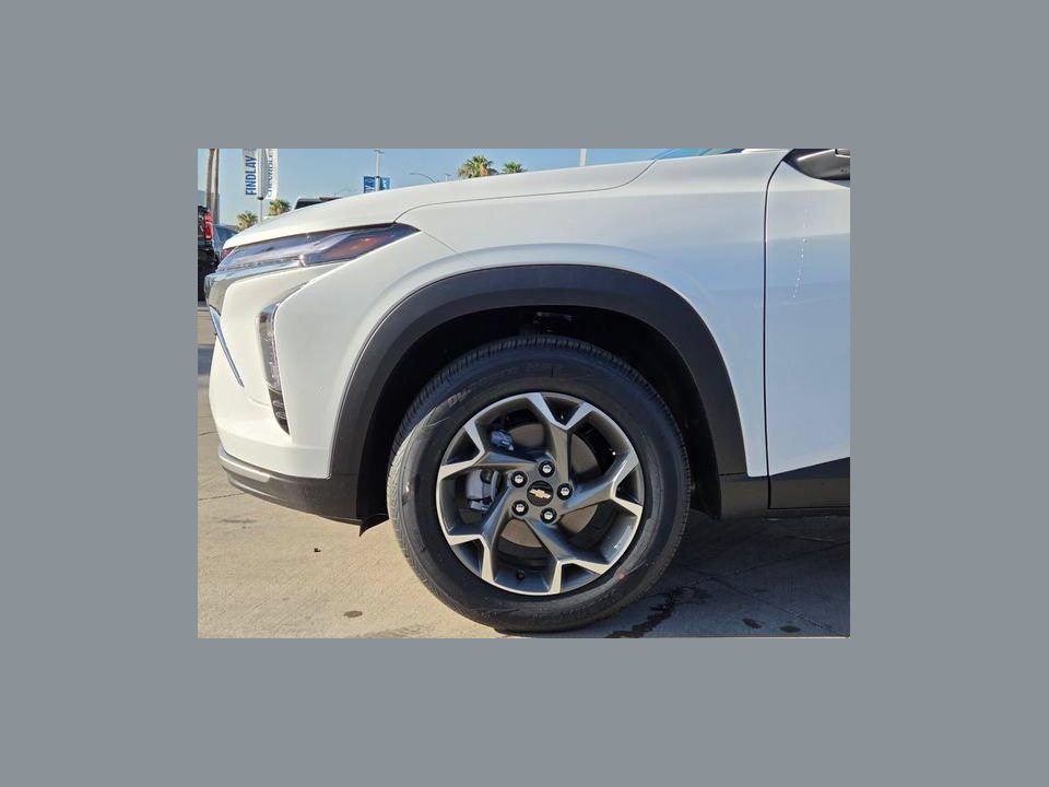 2026 Chevrolet Trax FWD LT