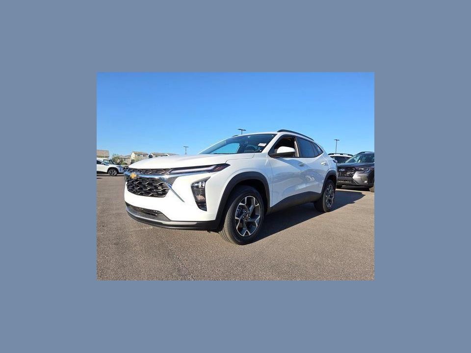 2026 Chevrolet Trax FWD LT