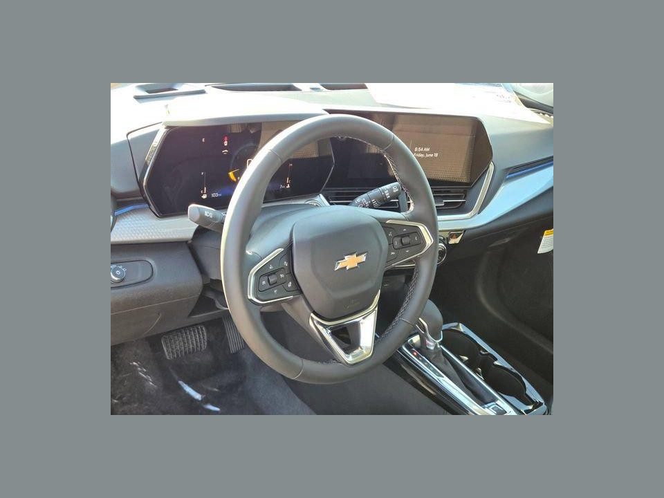 2026 Chevrolet Trax FWD LT