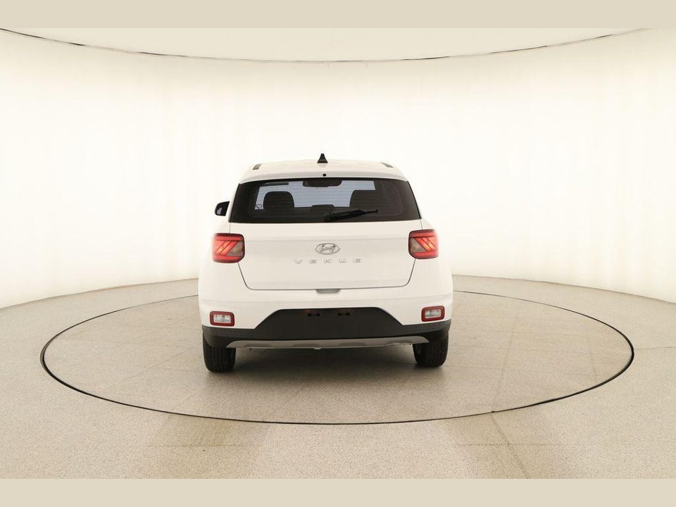 2022 Hyundai Venue SE