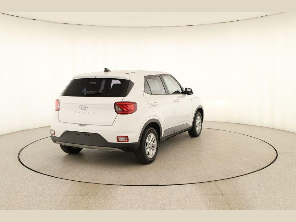 2022 Hyundai Venue SE
