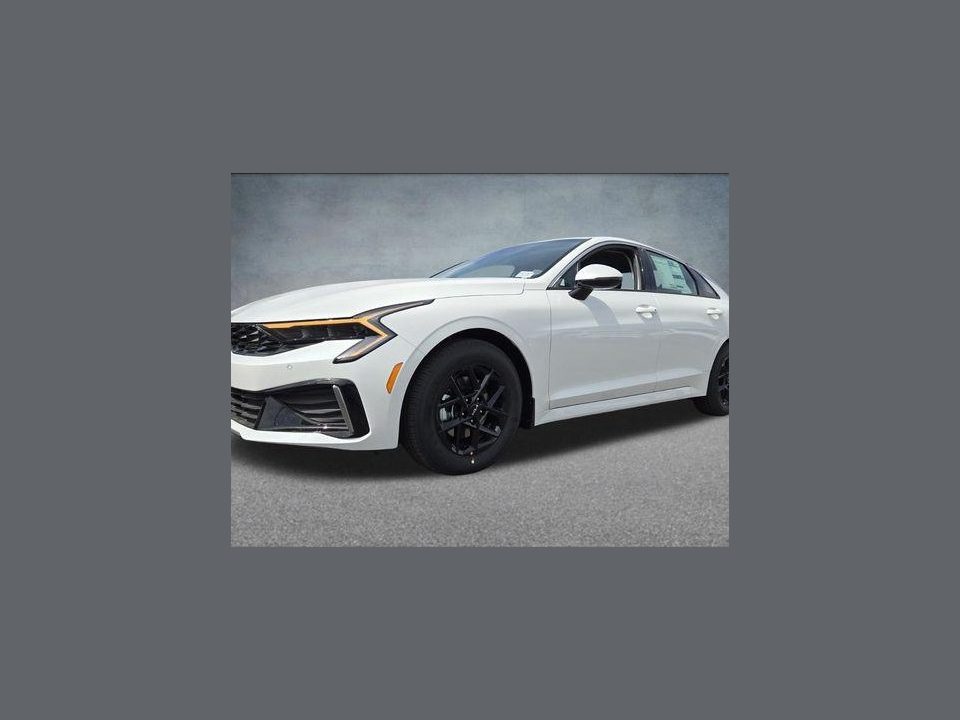 2026 Kia K5 LXS FWD
