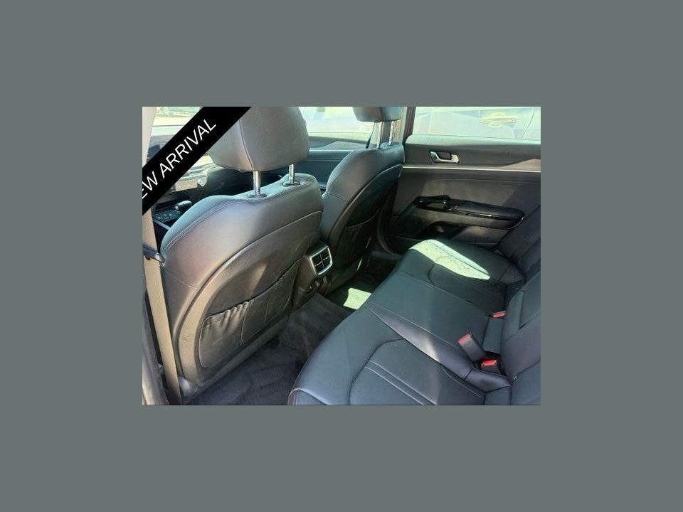 2025 Kia K5 EX