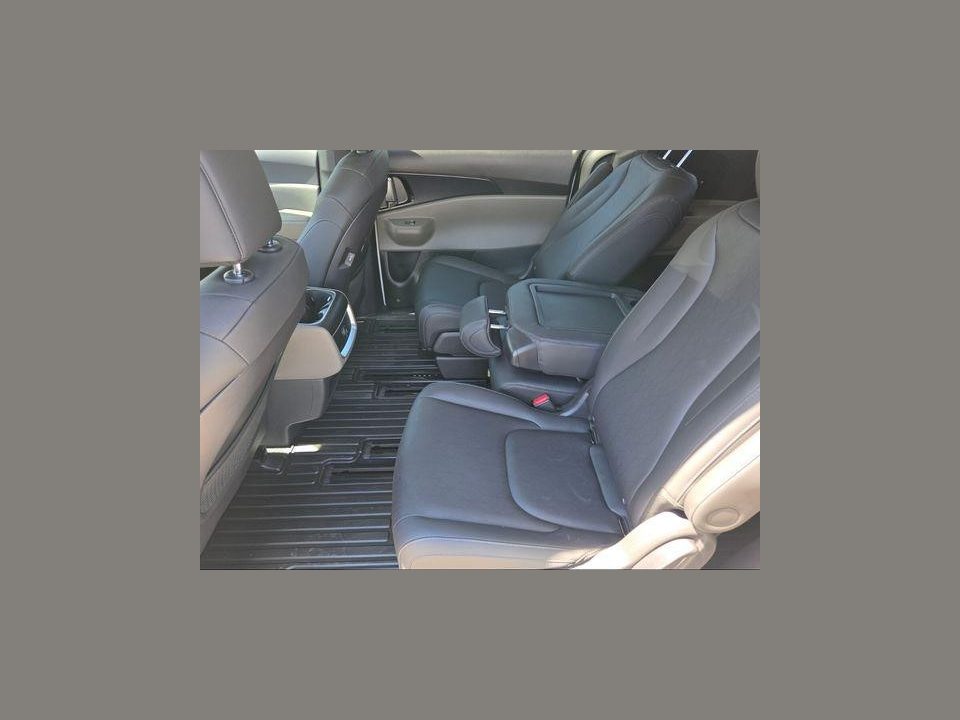 2026 Kia Carnival MPV LXS