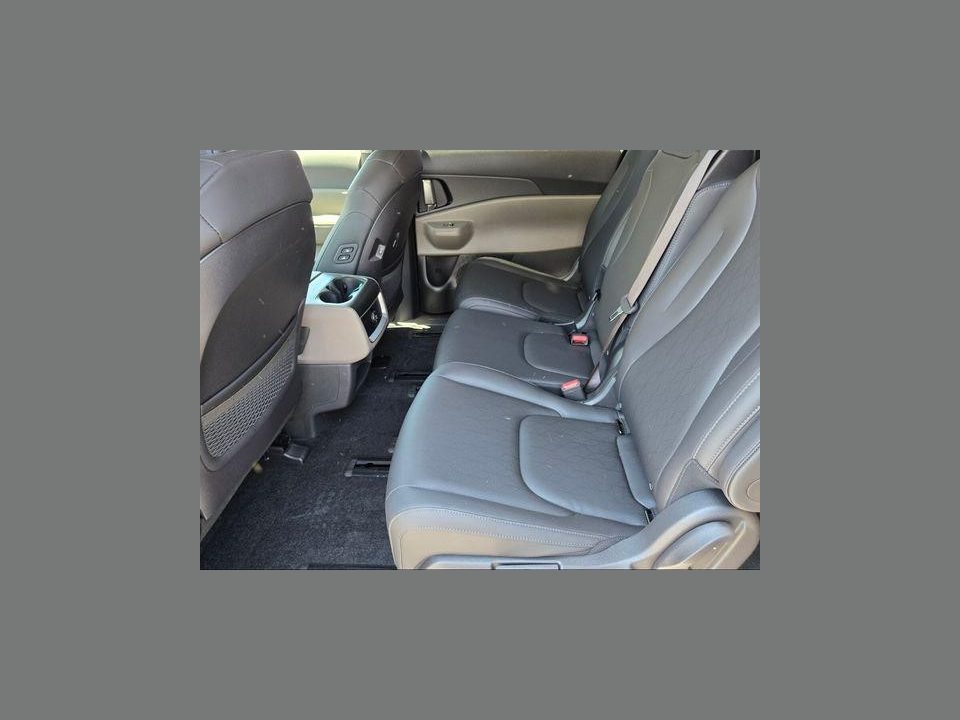 2026 Kia Carnival MPV EX