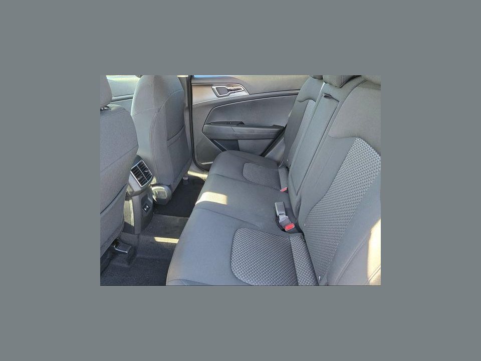 2026 Kia Sportage Hybrid LX