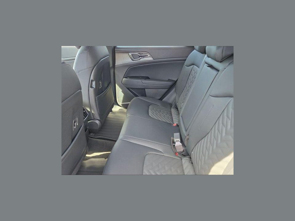 2026 Kia SPORTAGE PLUG-IN HYBRID X-Line