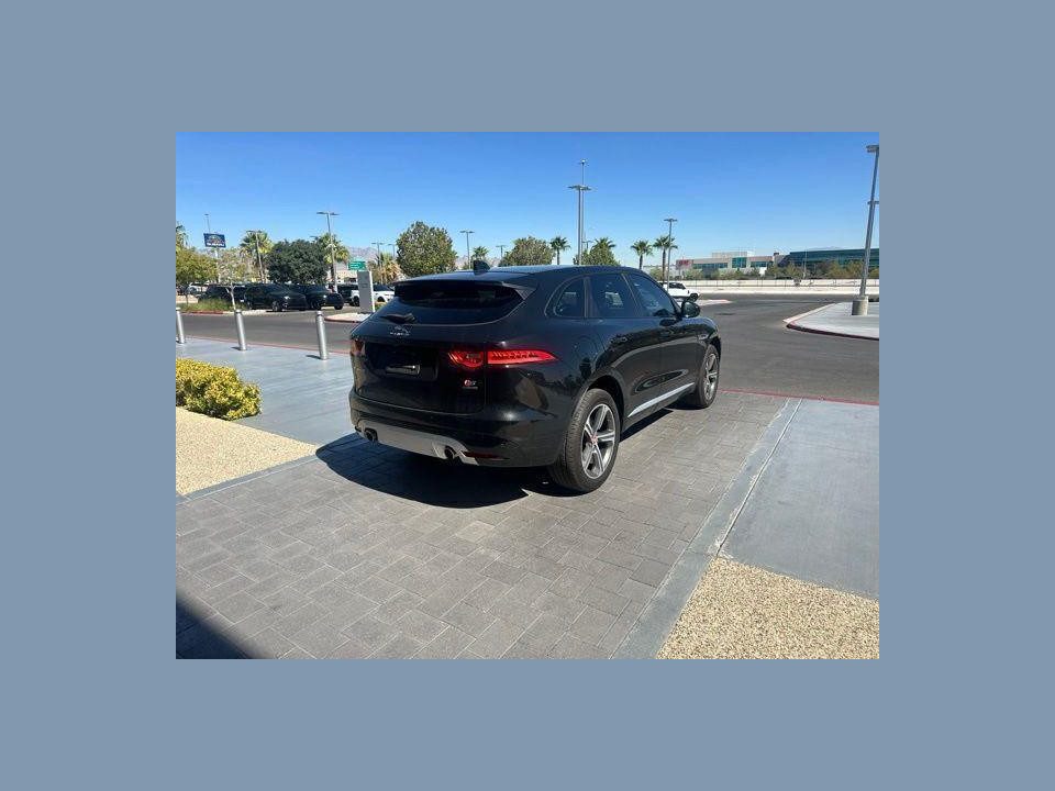 2017 Jaguar F-PACE S