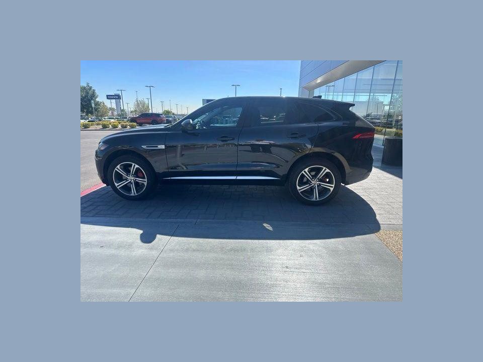 2017 Jaguar F-PACE S