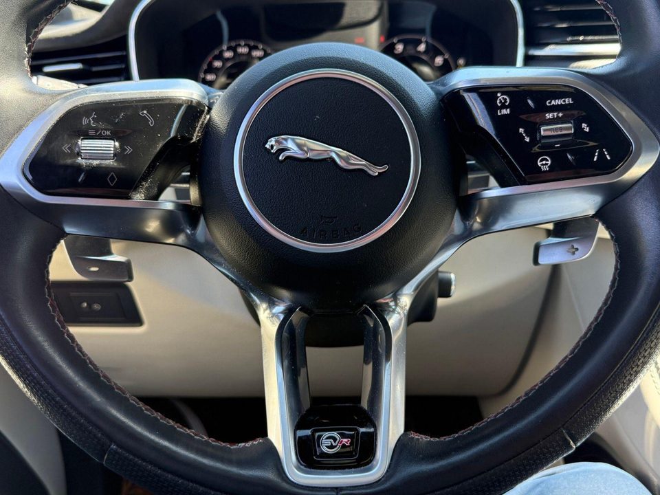 2023 Jaguar F-PACE SVR P550 AWD Automatic