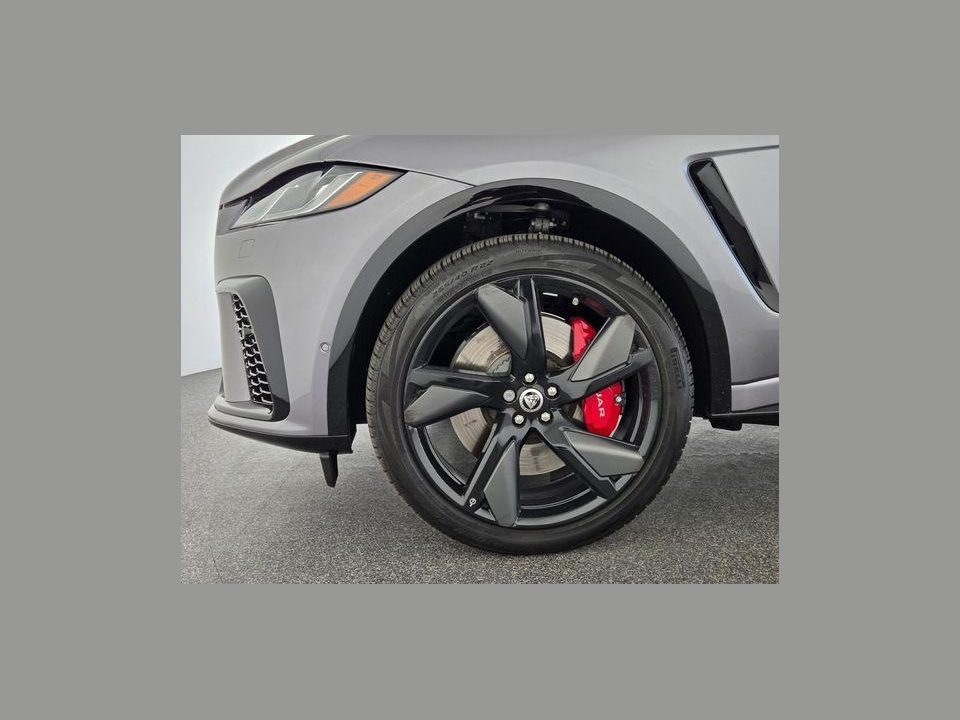 2025 Jaguar F-PACE SVR P550 AWD Automatic